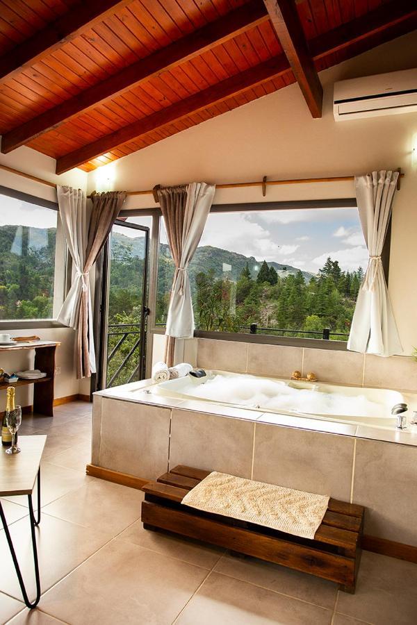 Suites Alithué La Cumbrecita Exterior foto